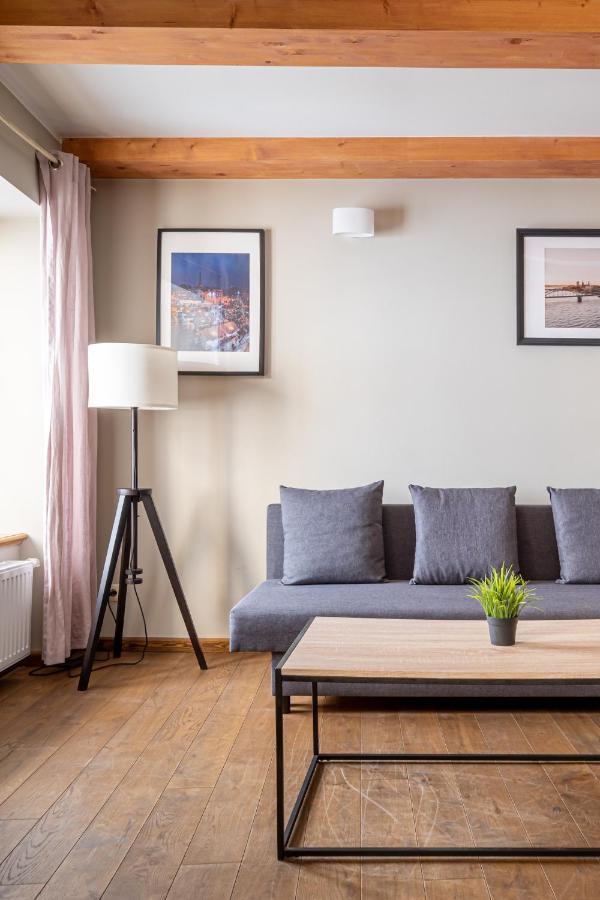Enjoy Old Town Vibes In 1716 Laipu Residence With 4 Stylish Apartments And 1 Penthouse Riga Extérieur photo