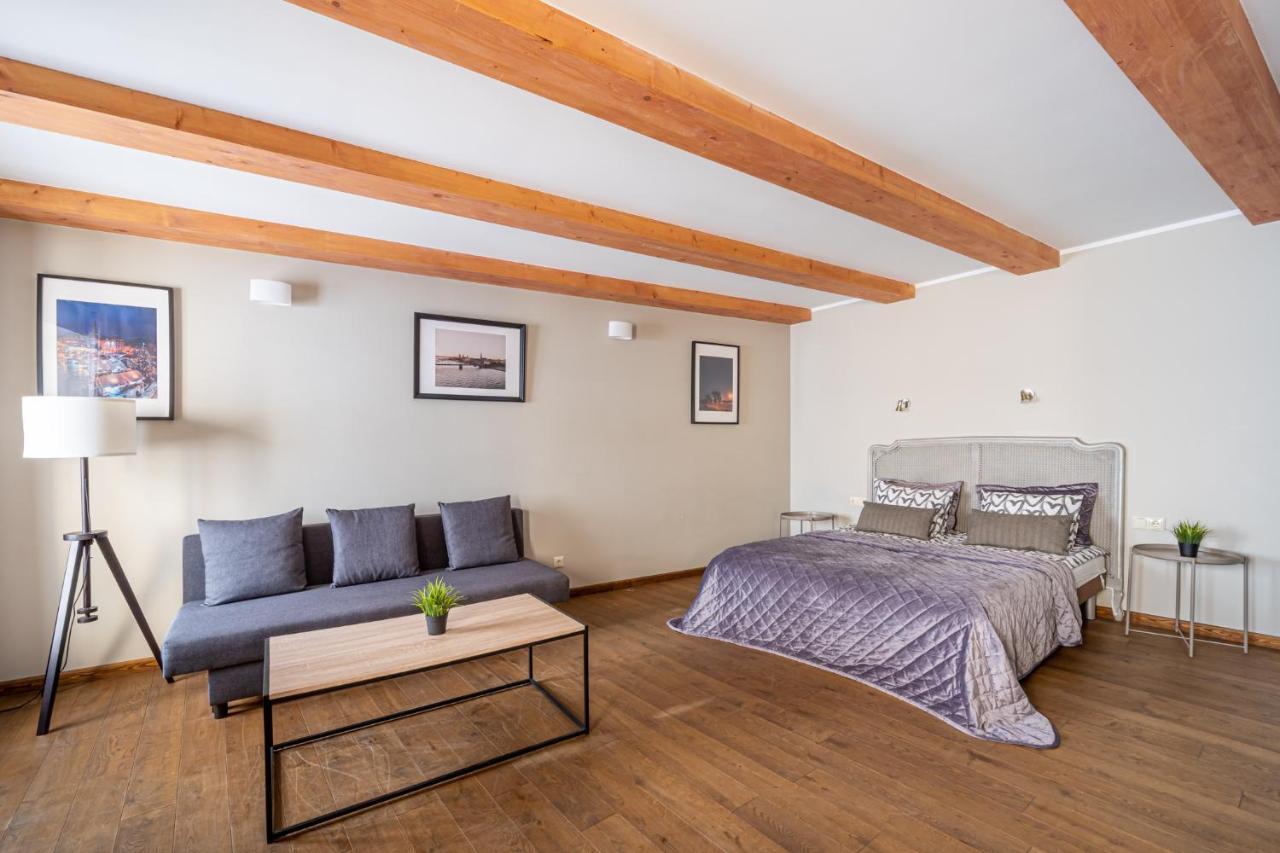 Enjoy Old Town Vibes In 1716 Laipu Residence With 4 Stylish Apartments And 1 Penthouse Riga Extérieur photo