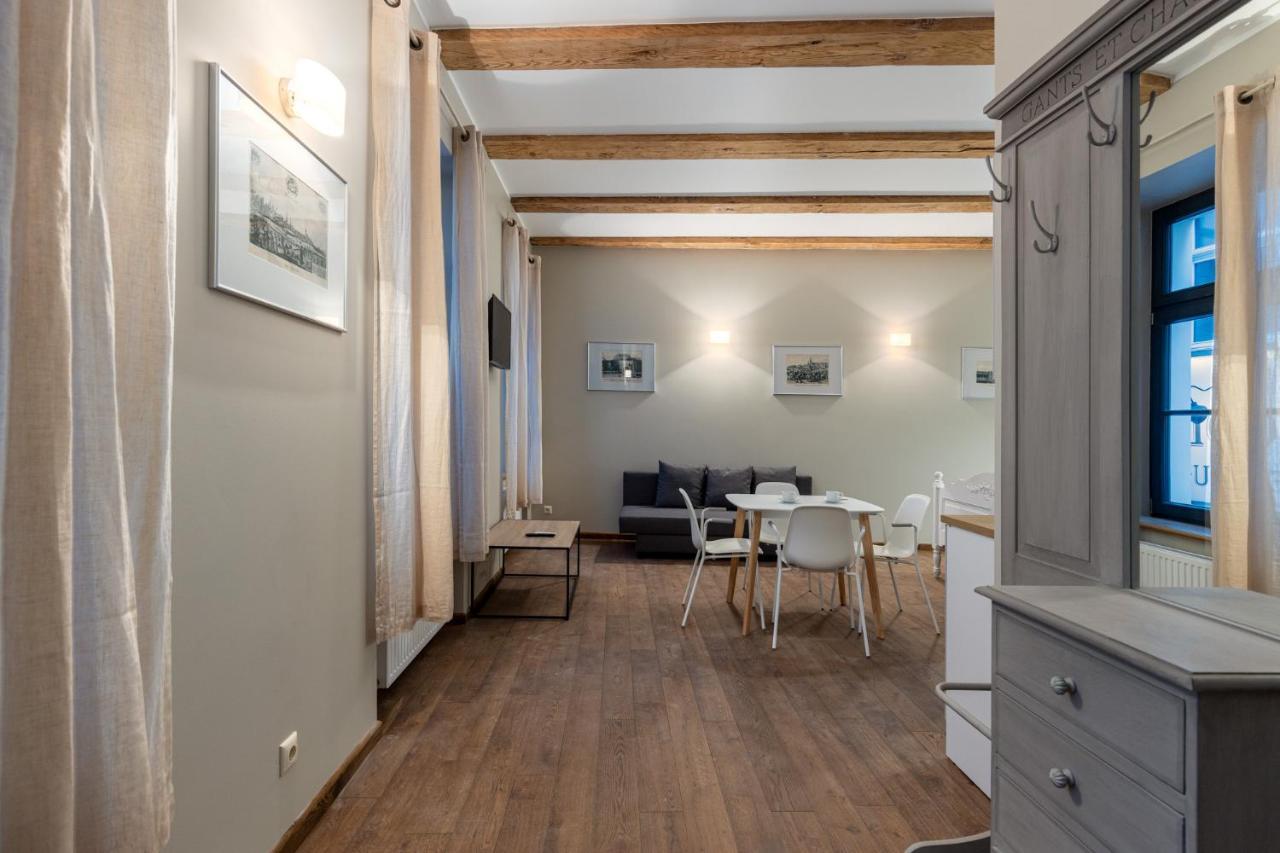 Enjoy Old Town Vibes In 1716 Laipu Residence With 4 Stylish Apartments And 1 Penthouse Riga Extérieur photo