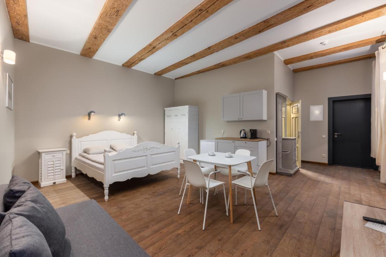 Enjoy Old Town Vibes In 1716 Laipu Residence With 4 Stylish Apartments And 1 Penthouse Riga Extérieur photo