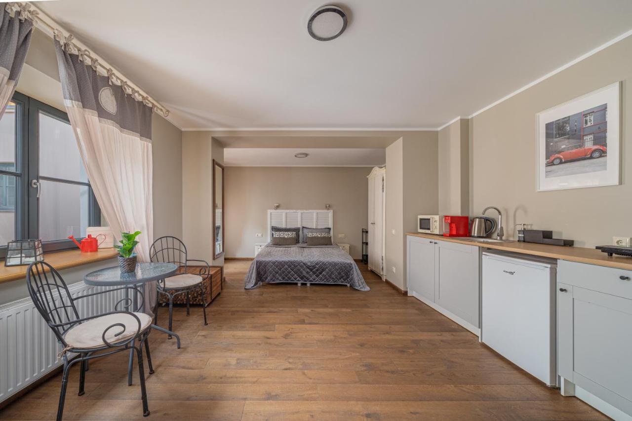 Enjoy Old Town Vibes In 1716 Laipu Residence With 4 Stylish Apartments And 1 Penthouse Riga Extérieur photo