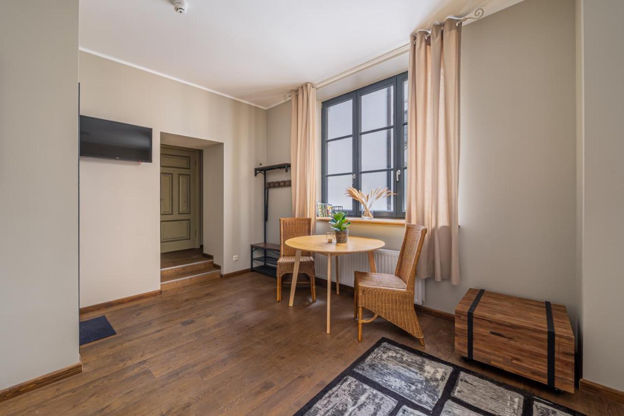 Enjoy Old Town Vibes In 1716 Laipu Residence With 4 Stylish Apartments And 1 Penthouse Riga Extérieur photo