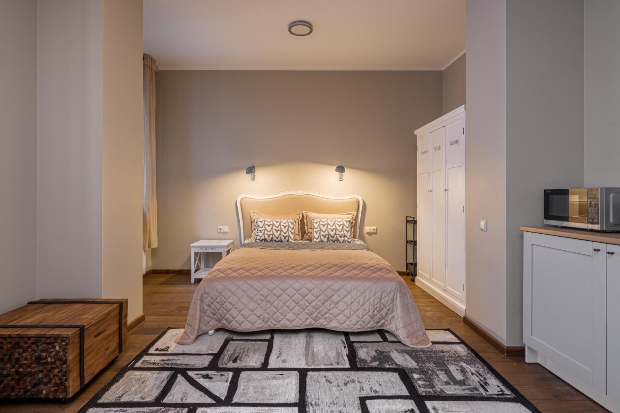 Enjoy Old Town Vibes In 1716 Laipu Residence With 4 Stylish Apartments And 1 Penthouse Riga Chambre photo